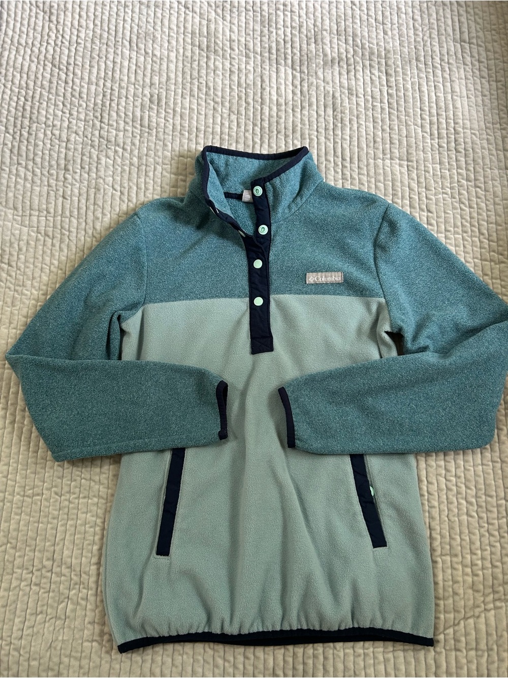 Columbia Two-Tone Teal Snap Pullover